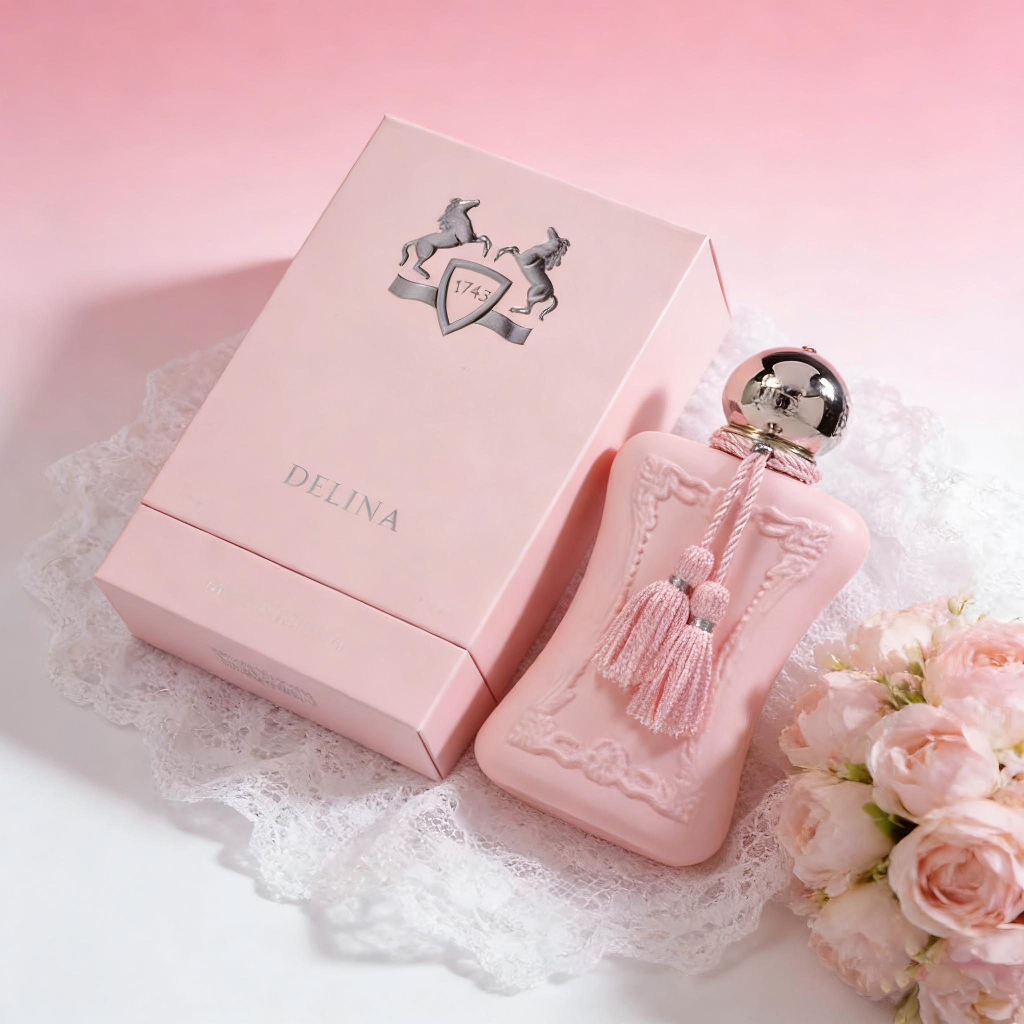 Home Bar Accessories - DELINA EDP: Elegante Rosa Flasche mit