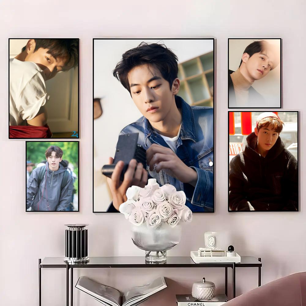 Male Star N_nam J_joo Hyuk Pos – Home Bar And Theater Bewertung und Preis